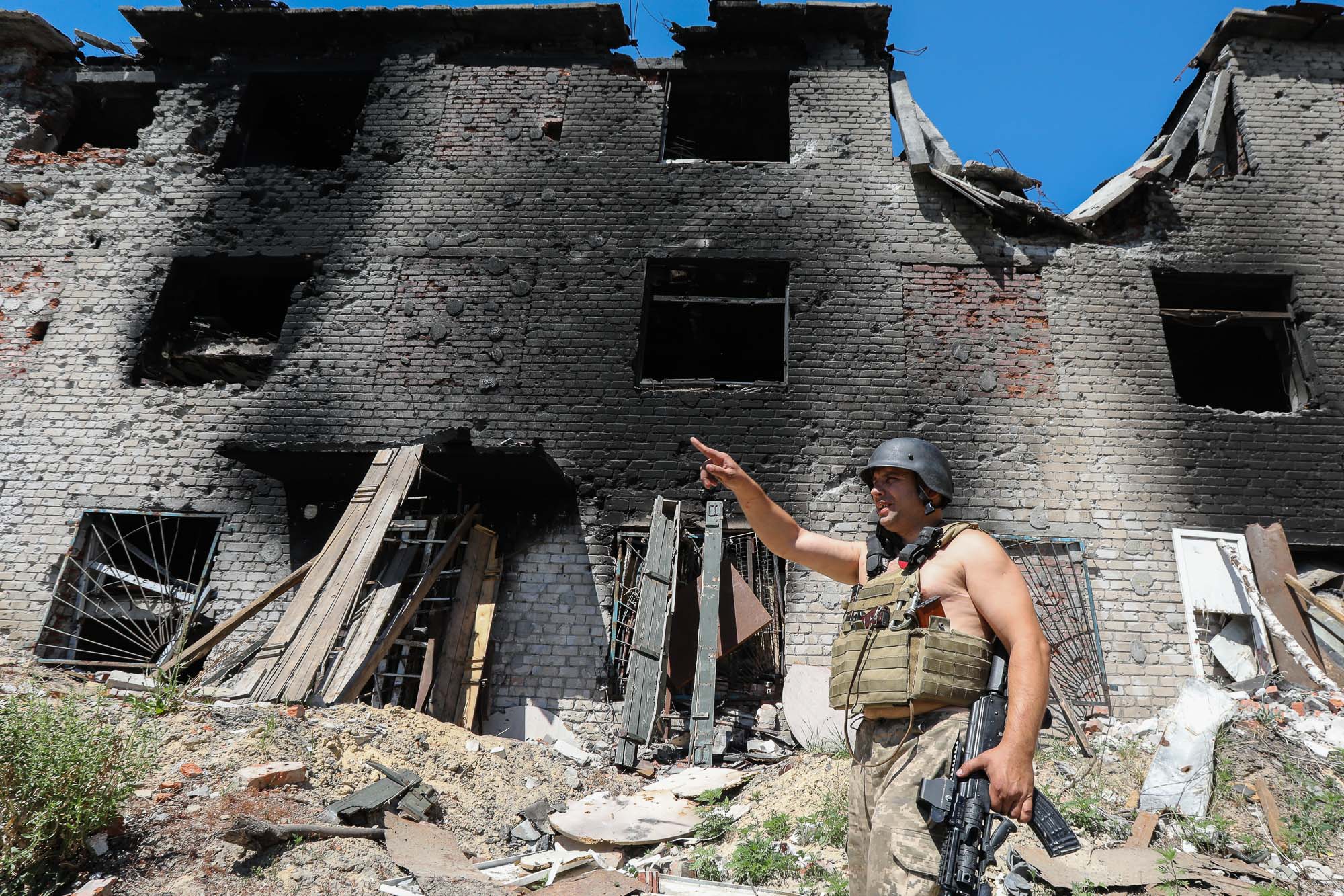 Unian Ukraine Reports 14 Separatist Attacks In Donbas In Past 24 Hours
