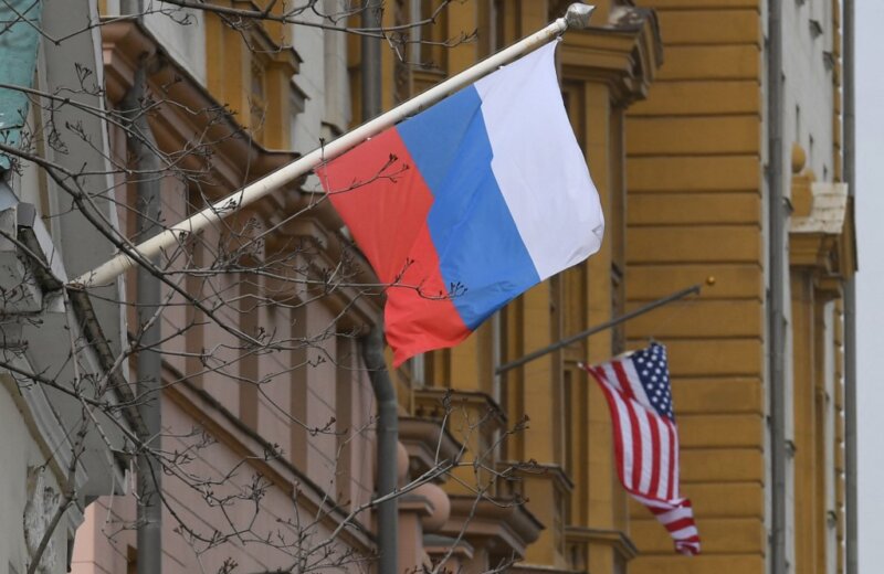 Reuters: US senators suggest expelling 300 Russian diplomats amid embassy  dispute - KyivPost - Ukraine&#39;s Global Voice