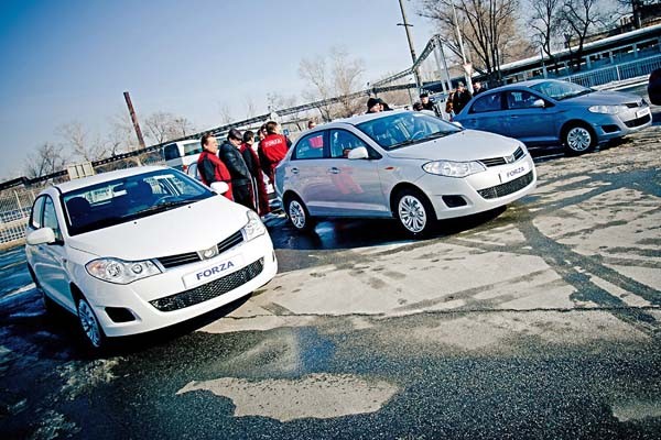 Zaz Forza Is Latest Ukraine Made Car To Hit The Streets Feb 25 11 Kyivpost Kyivpost Ukraine S Global Voice
